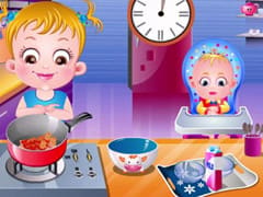 Baby Hazel Kitchen Fun