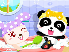 Baby Pandas Bath Time